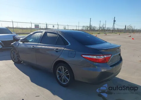 2016 Toyota Camry Se z USA, uszkodzony, nr VIN 4T1BF1FK7GU225522